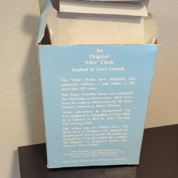 Alice In Wonderland Clock - Picture 3 of 4